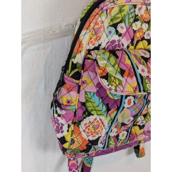 Vera Bradley Outlet Ultralight Essential Midday Garden Quilted Backpack - Picture 5 of 9